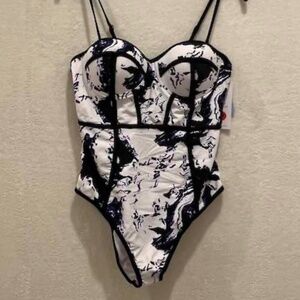 Cupshe Tie dye or marble Artistic One Piece Swimsuit